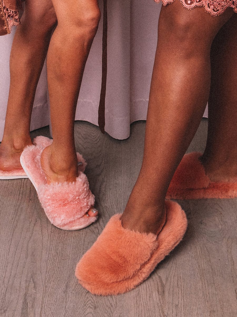 Pink Linni Faux Fur Slippers